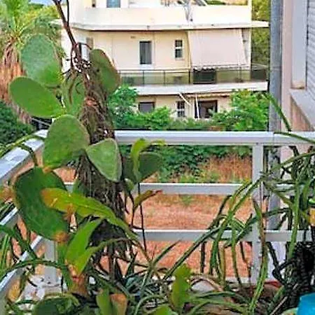 Leo's And Xerxes' Place Отель 4*