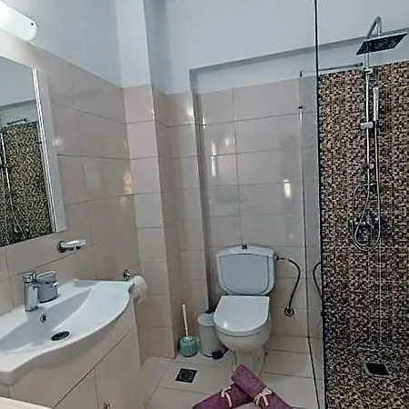 Leo's And Xerxes' Place 4* Родос